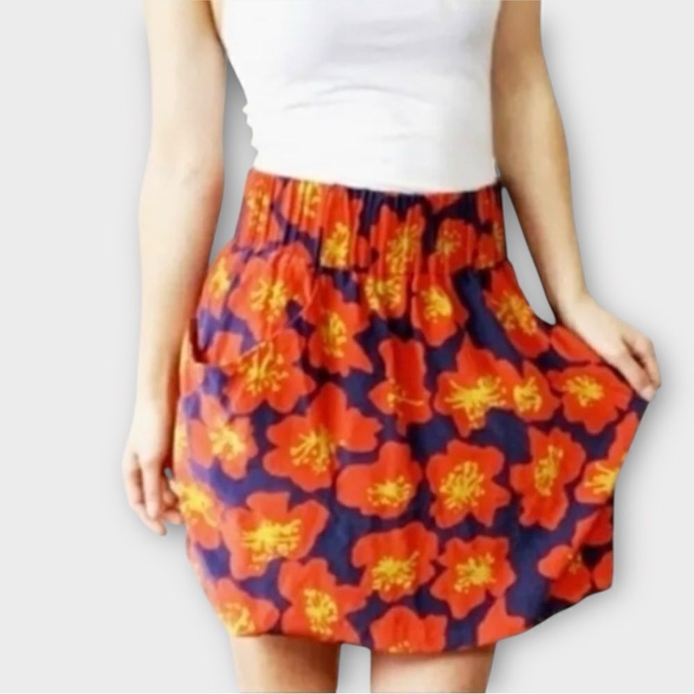 DOLCE VITA Silk Mini Bubble Skirt With Pockets In Red Floral Women’s Size XS - Picture 9 of 9